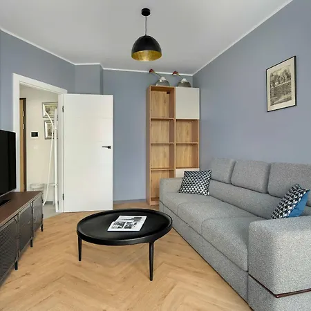 Elegant In For Remote Work With Parking And Balcony By Renters * Познань