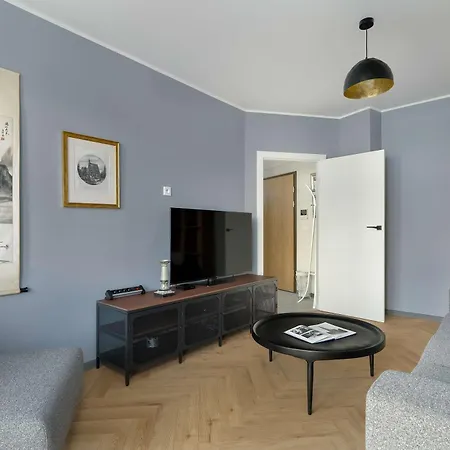 公寓 Elegant In For Remote Work With Parking And Balcony By Renters 波兹南